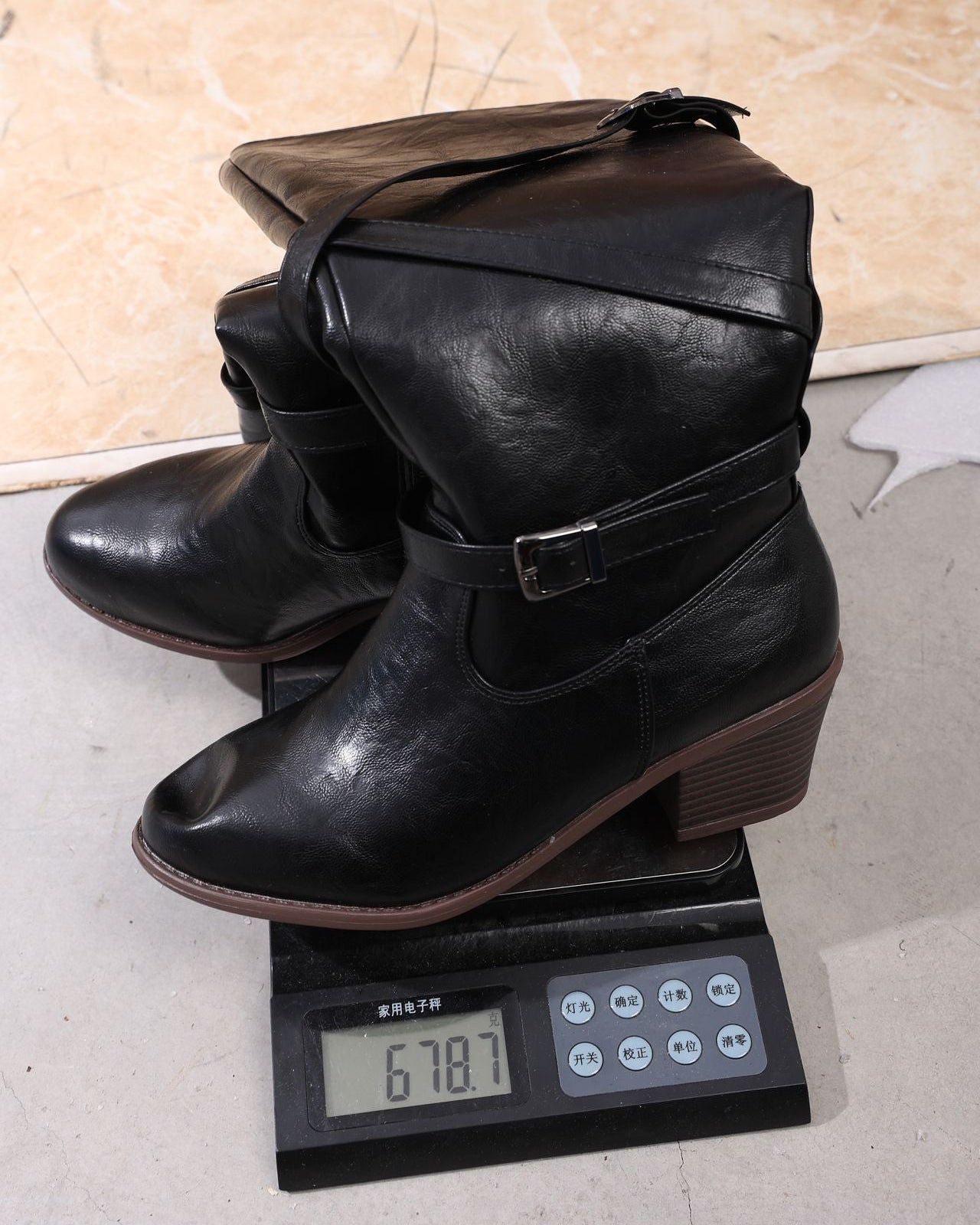 Bottes Chevalier Isabelle Cross Belt - Retro Mid Heel