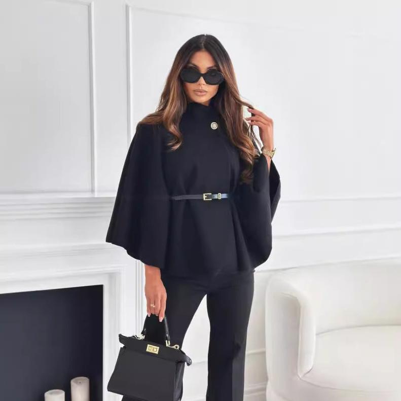 Cape en Laine à Bretelles Serrées - Élégance Hivernale Feroval